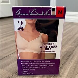 2 pack- Gloria Vanderbilt Seamless Wire Free Bra - Beige and black